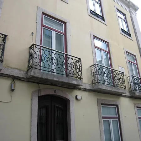 Apartment House Monica Gorkistrasse In Park Nuremberg